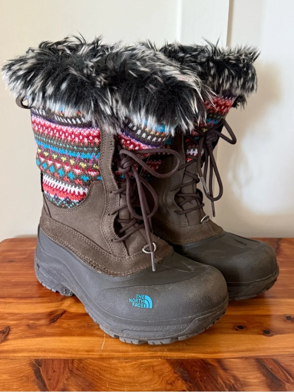 The North Face Shellista II Brown Winter Lace-Up Boots with Multicolor Knit Cuff